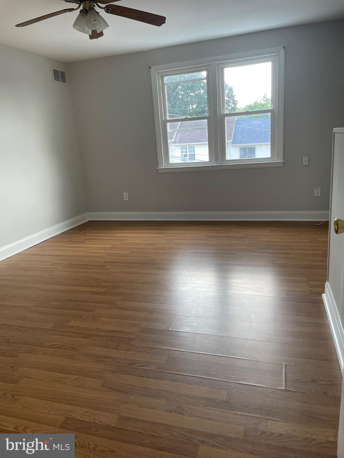310 Ripka Street Philadelphia, PA 19128 - Photo 15 of 29 Bright and airy space with natural light.