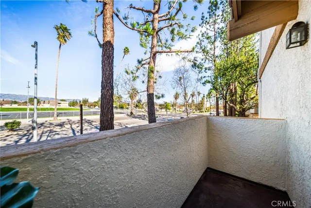 $589,000 | 19950 Sherman Way, Unit A, Winnetka, CA 91306