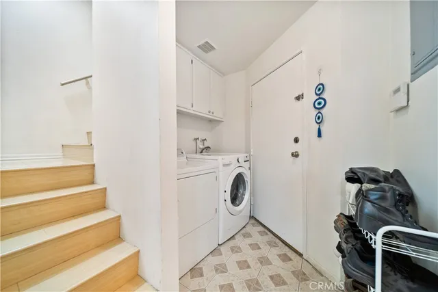 $589,000 | 19950 Sherman Way, Unit A, Winnetka, CA 91306