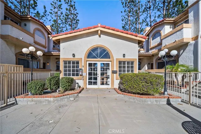 $589,000 | 19950 Sherman Way, Unit A, Winnetka, CA 91306