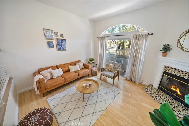 $589,000 | 19950 Sherman Way, Unit A, Winnetka, CA 91306