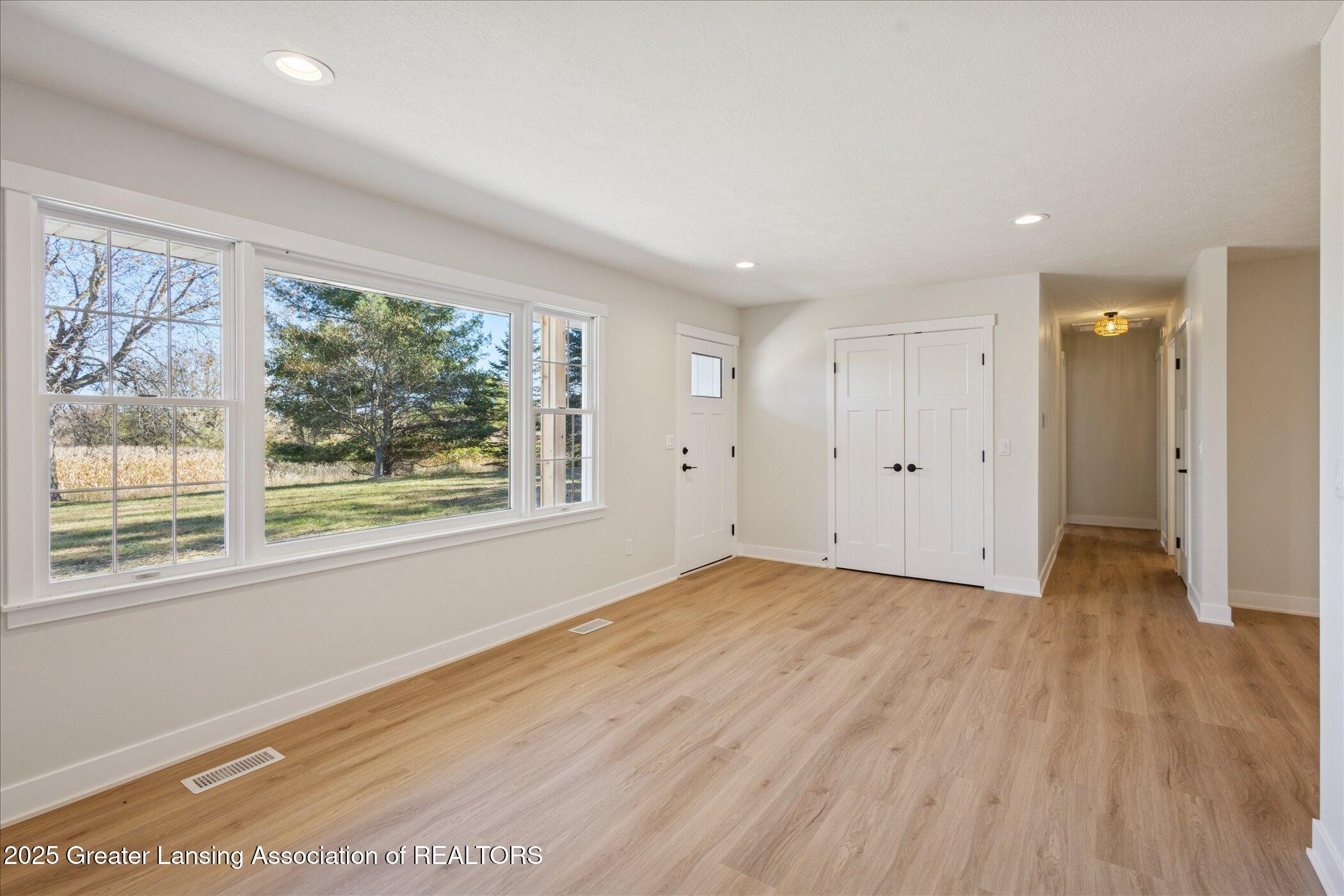 2914 Morgan Road Eaton Rapids, MI 48827 - Photo 6 of 33 08-2914 Morgan Rd-WindowStill-Photograph