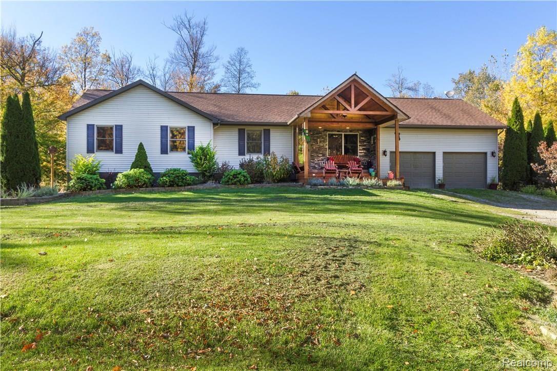 13726 South State Road Perry, MI 48872 - Photo 1 of 11 statefront3.jpg