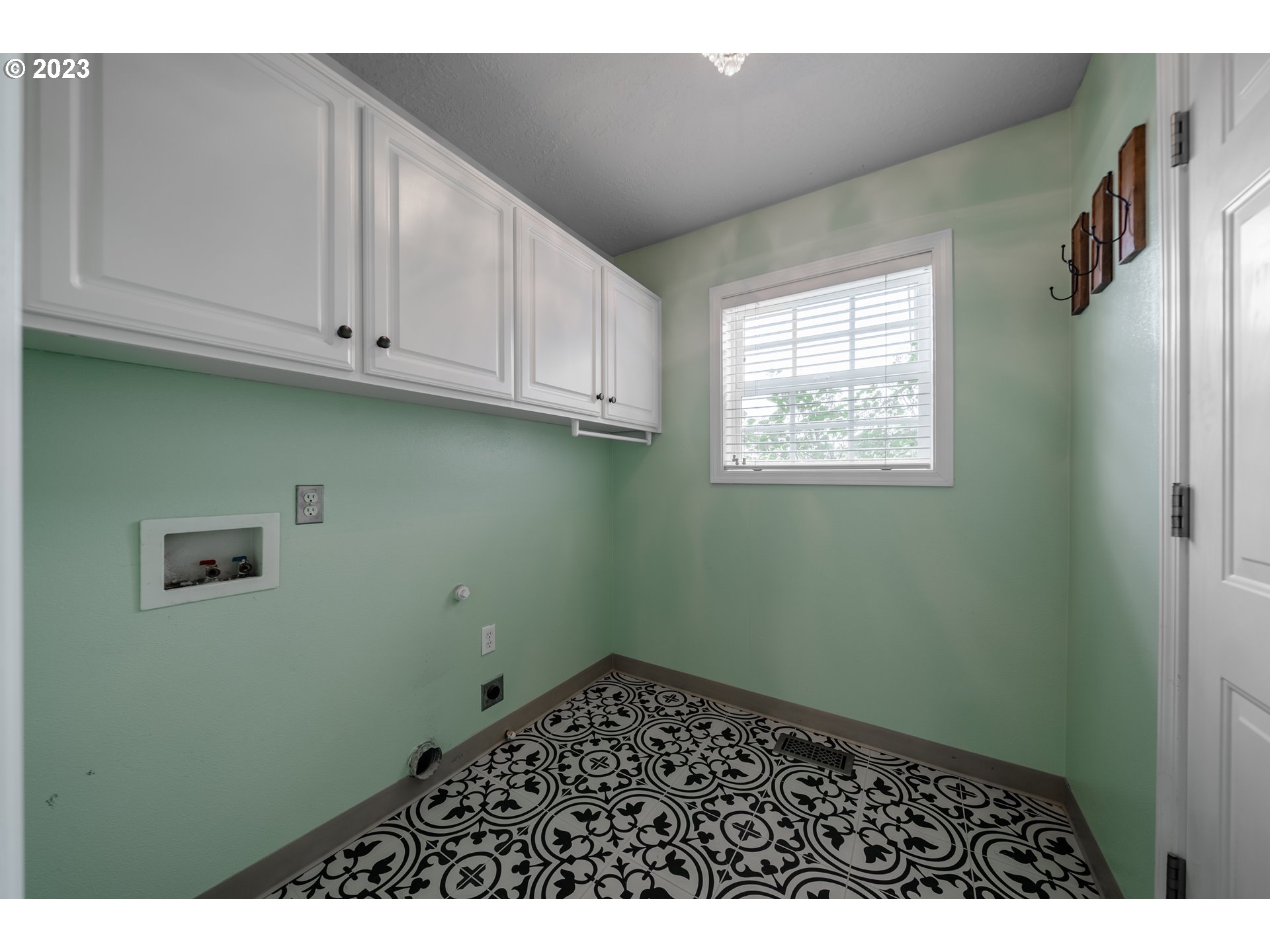 1126 Keystone Loop Northeast Keizer, OR 97303 - Photo 25 of 46 Gallery Image 25
