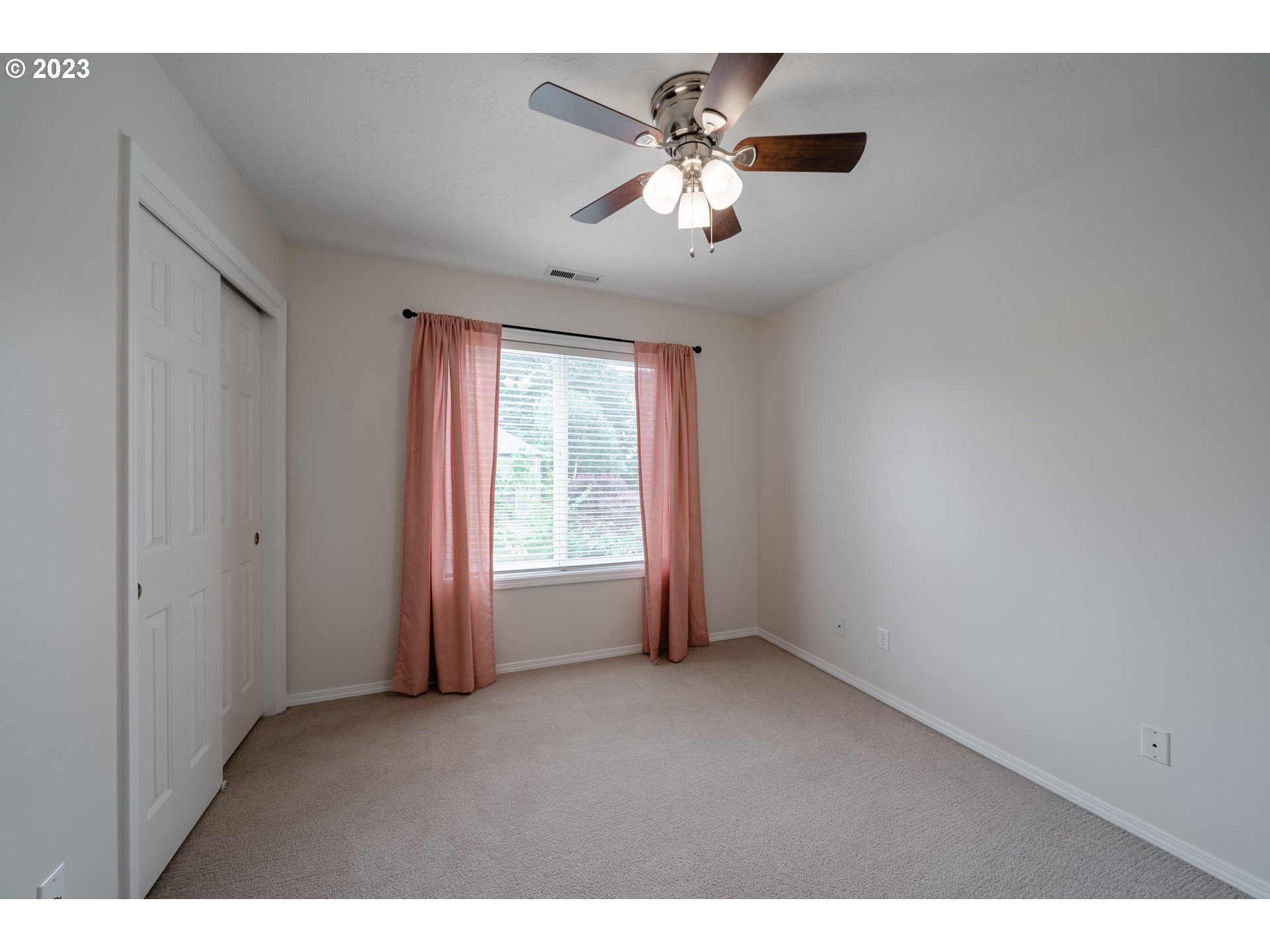 1126 Keystone Loop Northeast Keizer, OR 97303 - Photo 33 of 46 Gallery Image 33