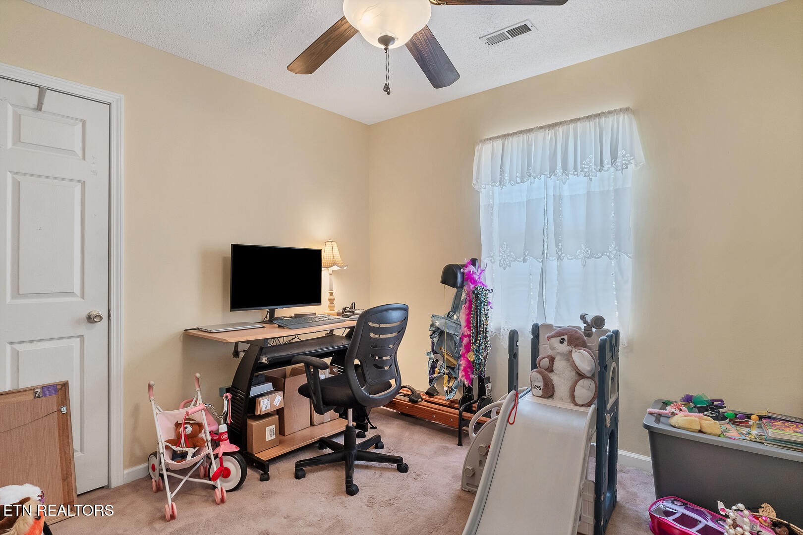 449 Foss Road Maryville, TN 37801 - Photo 33 of 49 a view of a room with gym equipment