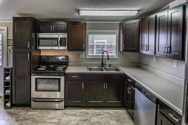 $285,500 | 153 Greene County Line Road, Chuckey, TN 37641