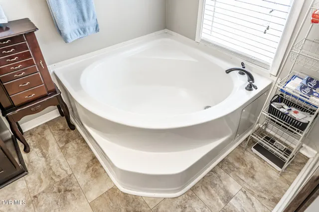 $285,500 | 153 Greene County Line Road, Chuckey, TN 37641