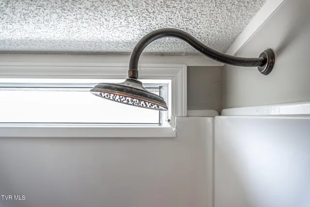 $285,500 | 153 Greene County Line Road, Chuckey, TN 37641