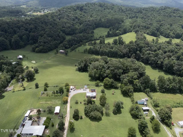 $285,500 | 153 Greene County Line Road, Chuckey, TN 37641