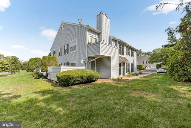 $345,000 | 22 Meadow Lane, New Hope, PA 18938