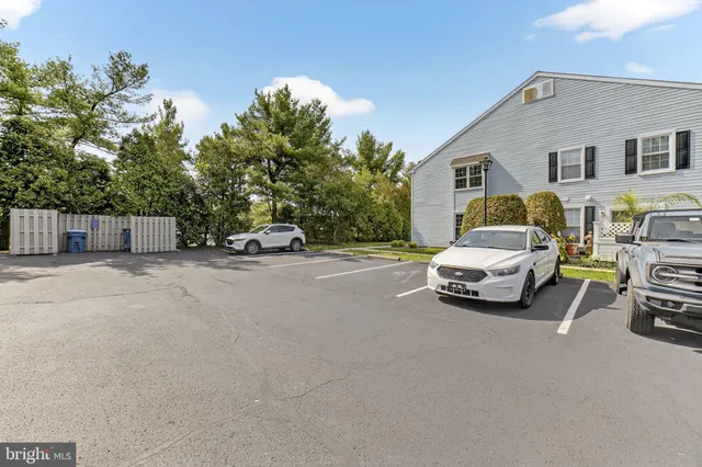 $345,000 | 22 Meadow Lane, New Hope, PA 18938