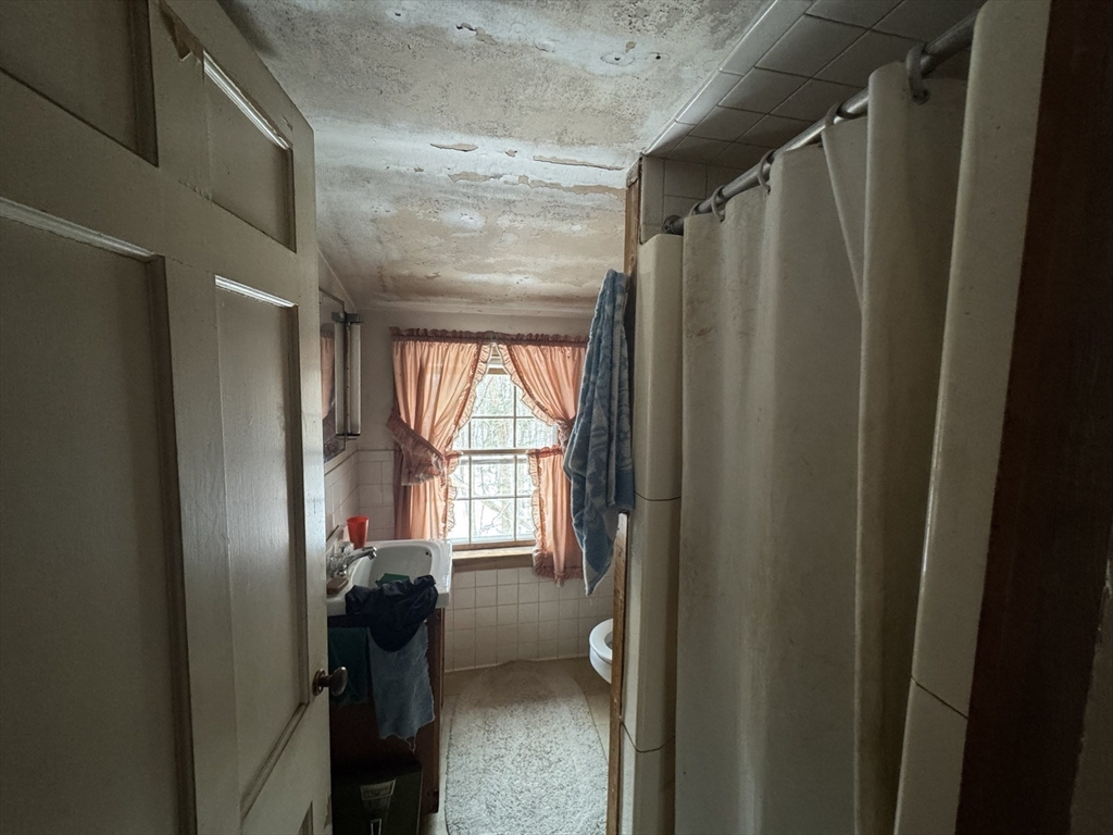 70 Summer Road Boxborough, MA 01719 - Photo 18 of 41