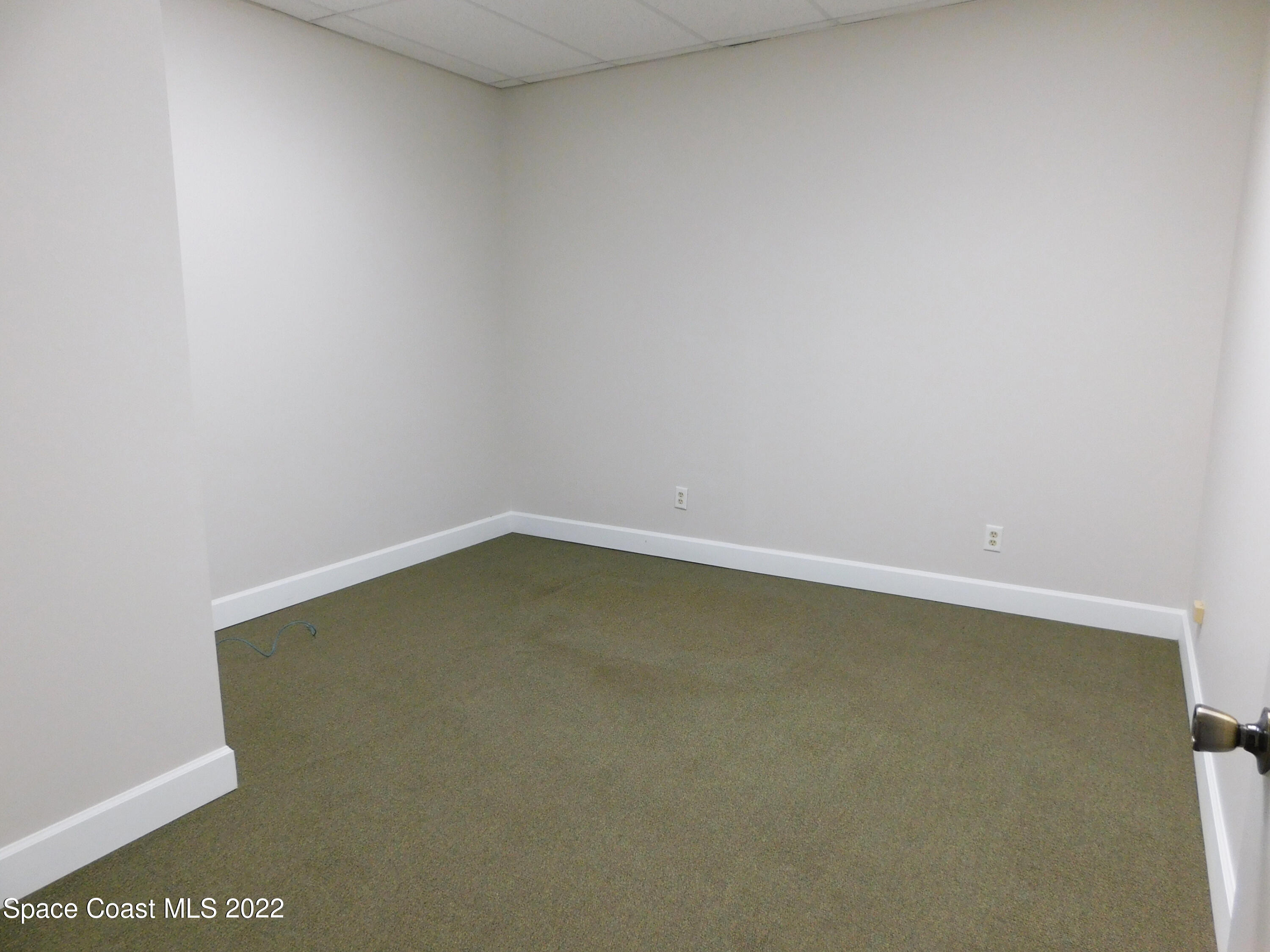 575 South Wickham Road, Unit F Melbourne, FL 32904 - Photo 8 of 14 7 - 575 S Wickham
