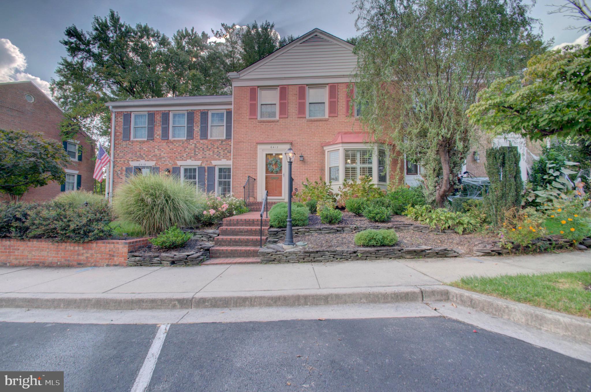 6412 Wainfleet Ct, Springfield, VA 22152