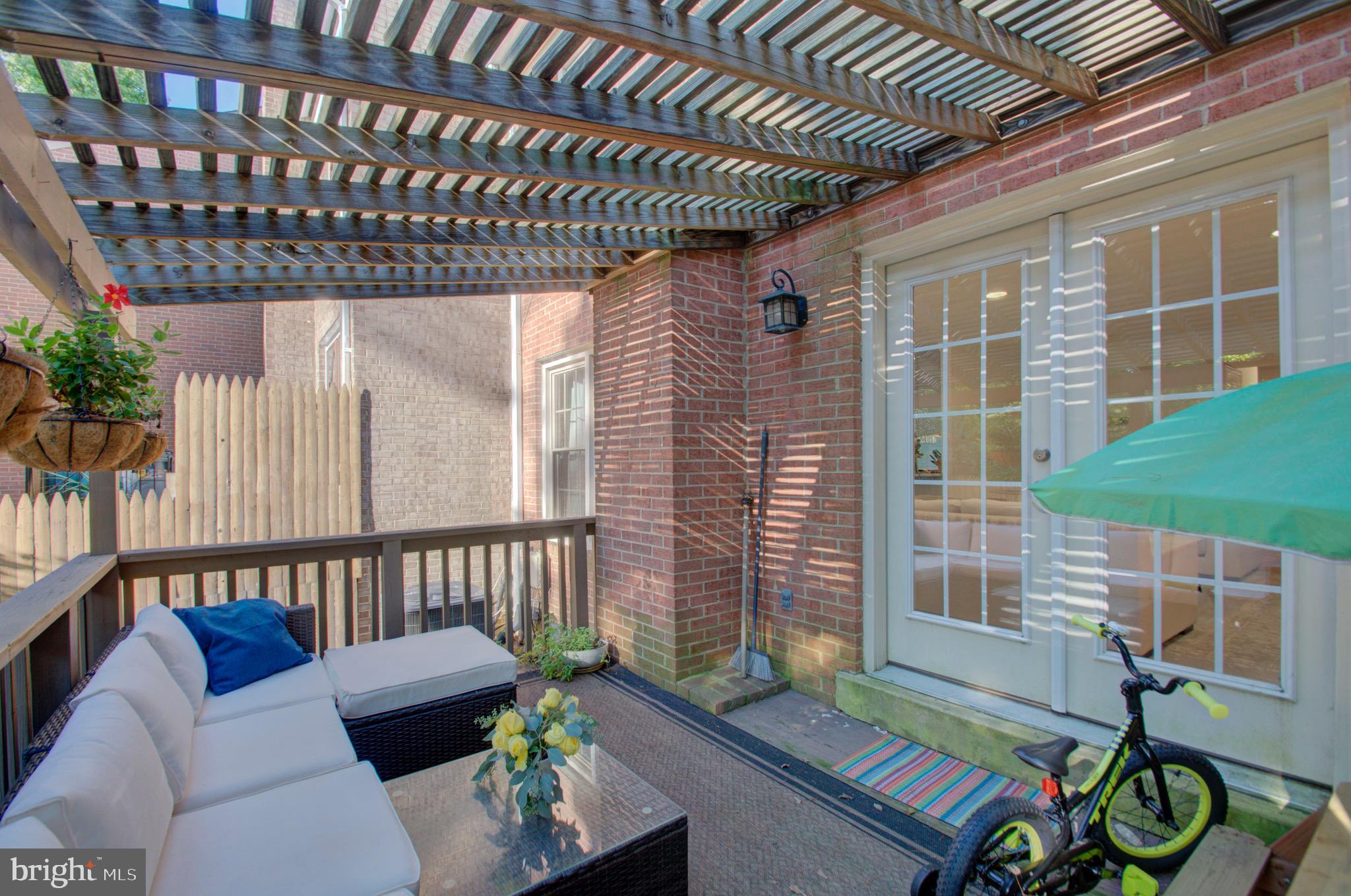 6412 Wainfleet Court Springfield, VA 22152 - Photo 22 of 43 Lovely pergola