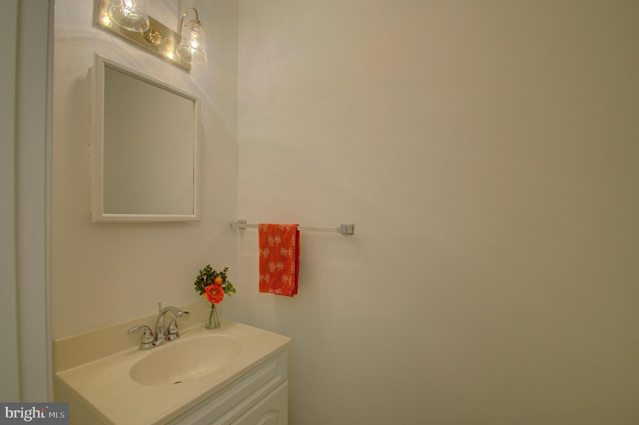 6412 Wainfleet Court Springfield, VA 22152 - Photo 37 of 43