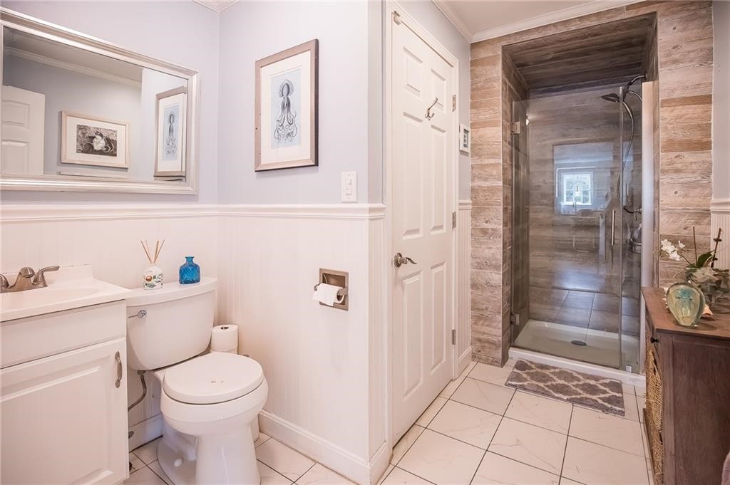 179 Schoolhouse Road Warren, RI 02885 - Photo 18 of 40