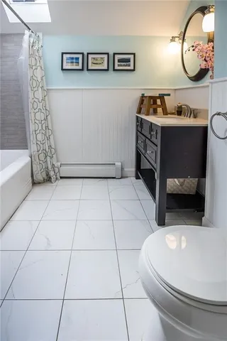 $650,000 | 179 Schoolhouse Road, Warren, RI 02885