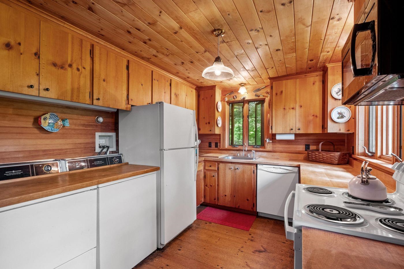260 Pinehurst Road Sandwich, NH 03227 - Photo 15 of 28