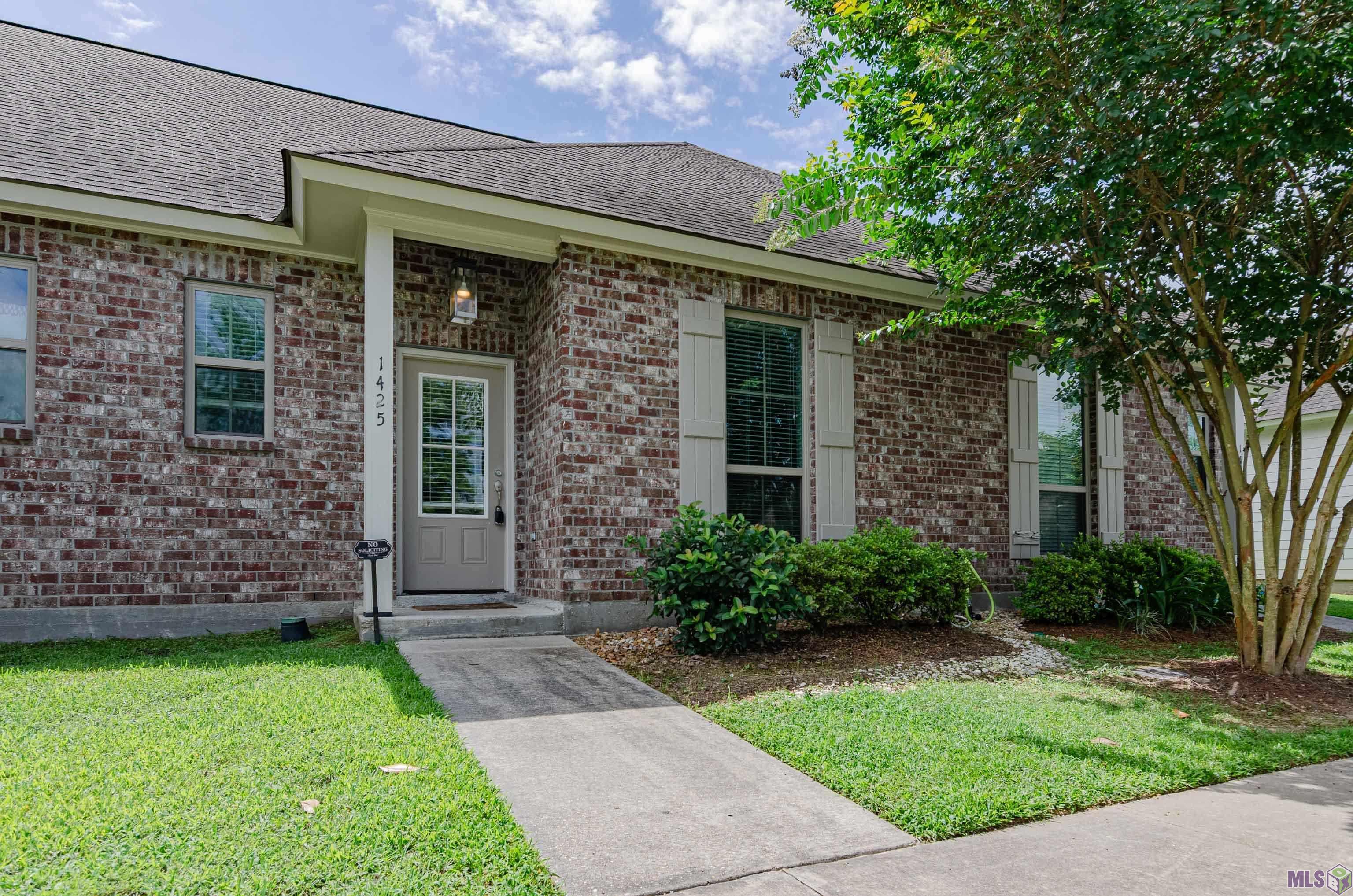 1425 Partierre Lane Baton Rouge, LA 70820 - Photo 1 of 21