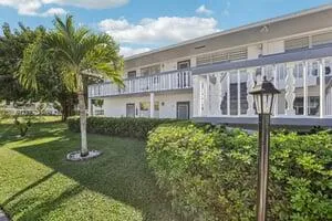 $139,900 | 104 Oakridge H, Unit H, Deerfield Beach, FL 33442