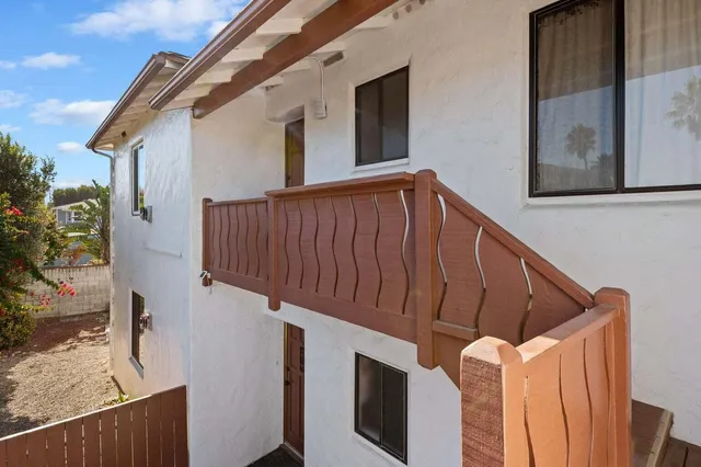 $1,850,000 | 934 Sharon Lane, Ventura, CA 93001