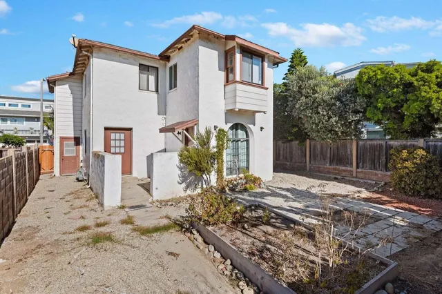 $1,850,000 | 934 Sharon Lane, Ventura, CA 93001