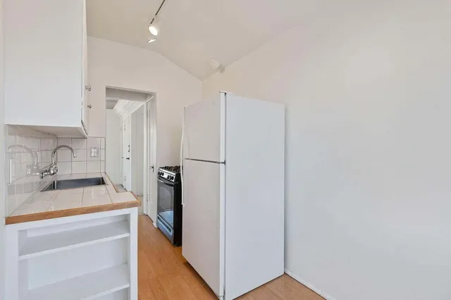 $1,850,000 | 934 Sharon Lane, Ventura, CA 93001