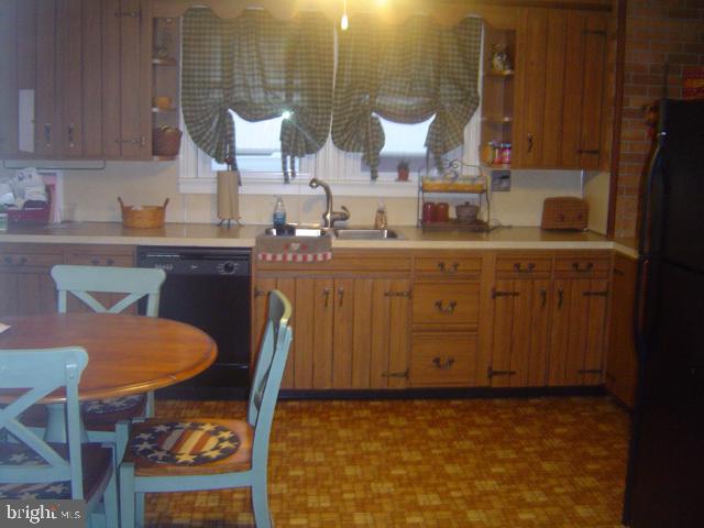 1537 Sandhill Road Lebanon, PA 17046 - Photo 7 of 16 Gallery Image 7