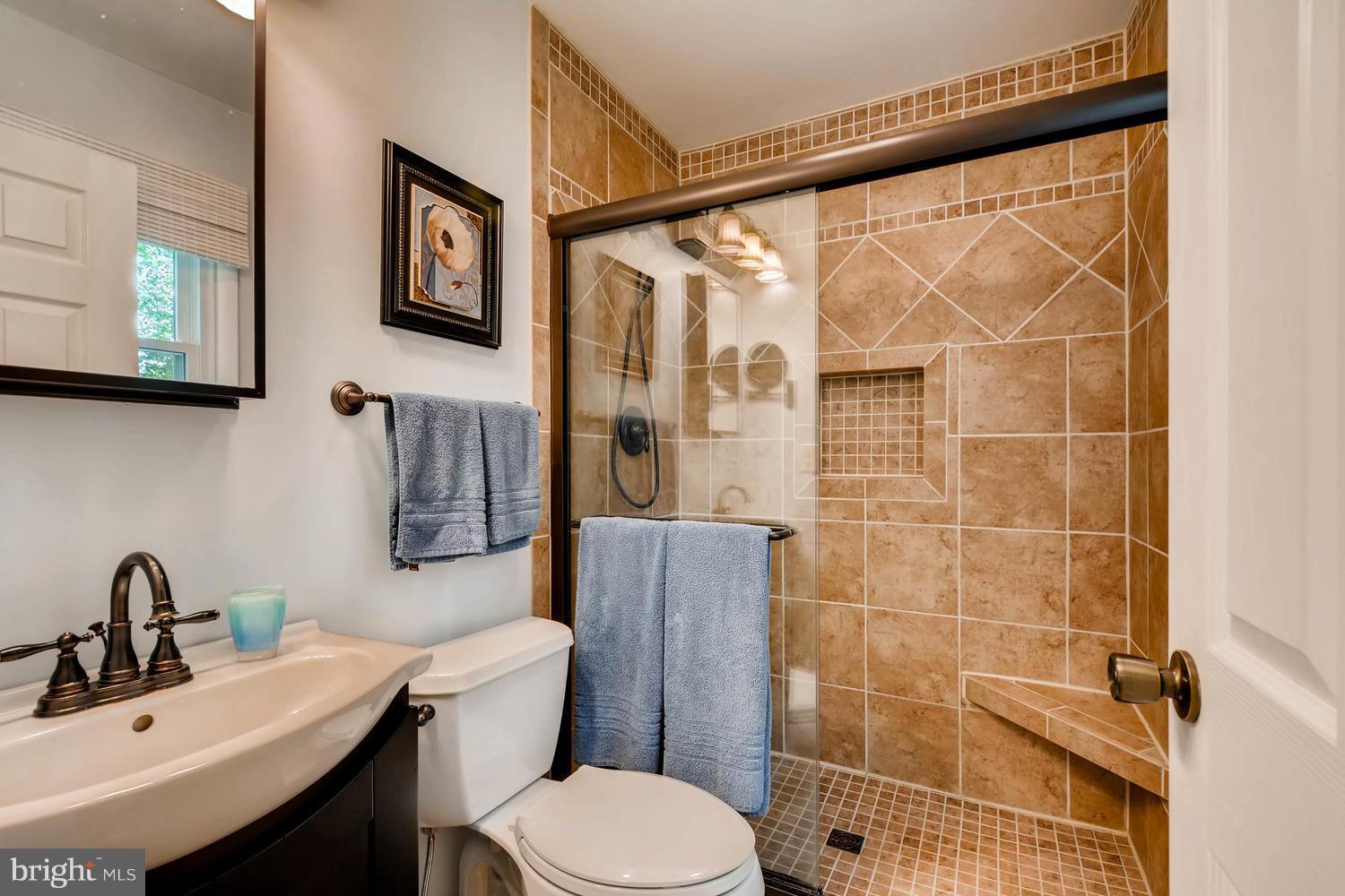 810 Uniontown Road Westminster, MD 21158 - Photo 14 of 30 Bath (Master)