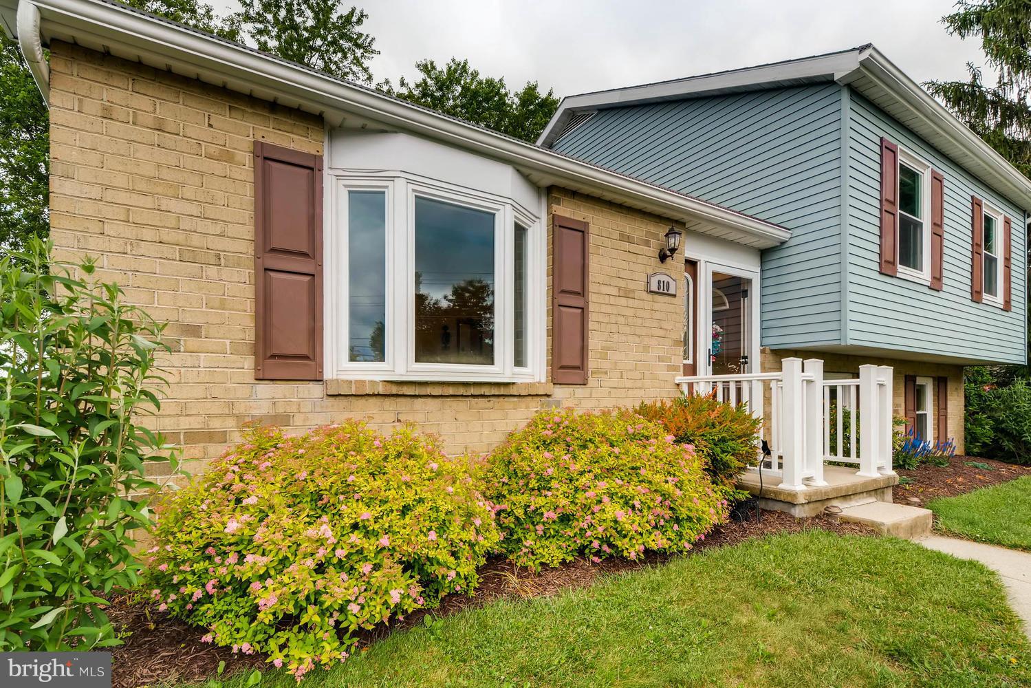 810 Uniontown Road Westminster, MD 21158 - Photo 4 of 30 Front