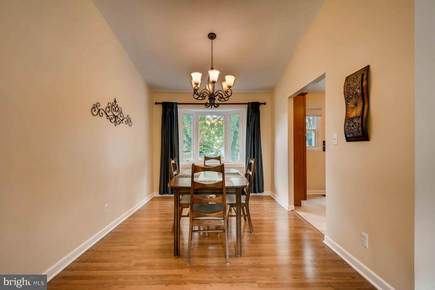 810 Uniontown Road Westminster, MD 21158 - Photo 8 of 30 Dining room