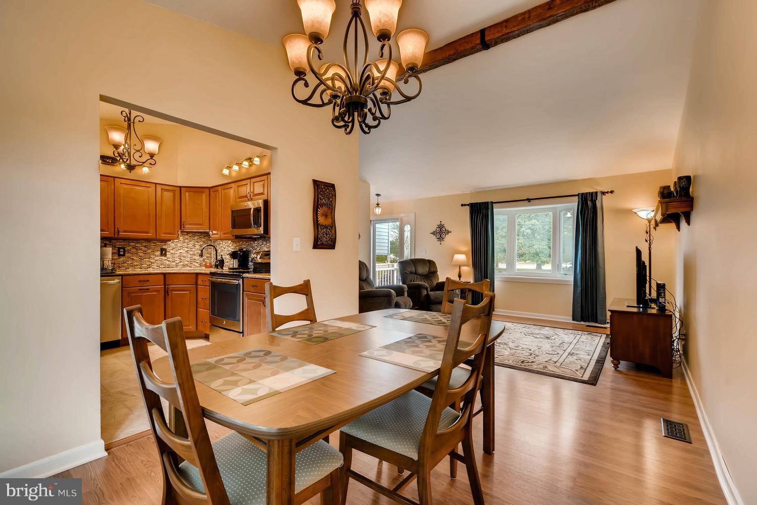 810 Uniontown Road Westminster, MD 21158 - Photo 9 of 30 Dining room