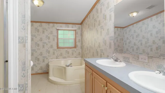 $829,000 | 472 Eaton Ferry Road, Littleton, NC 27850