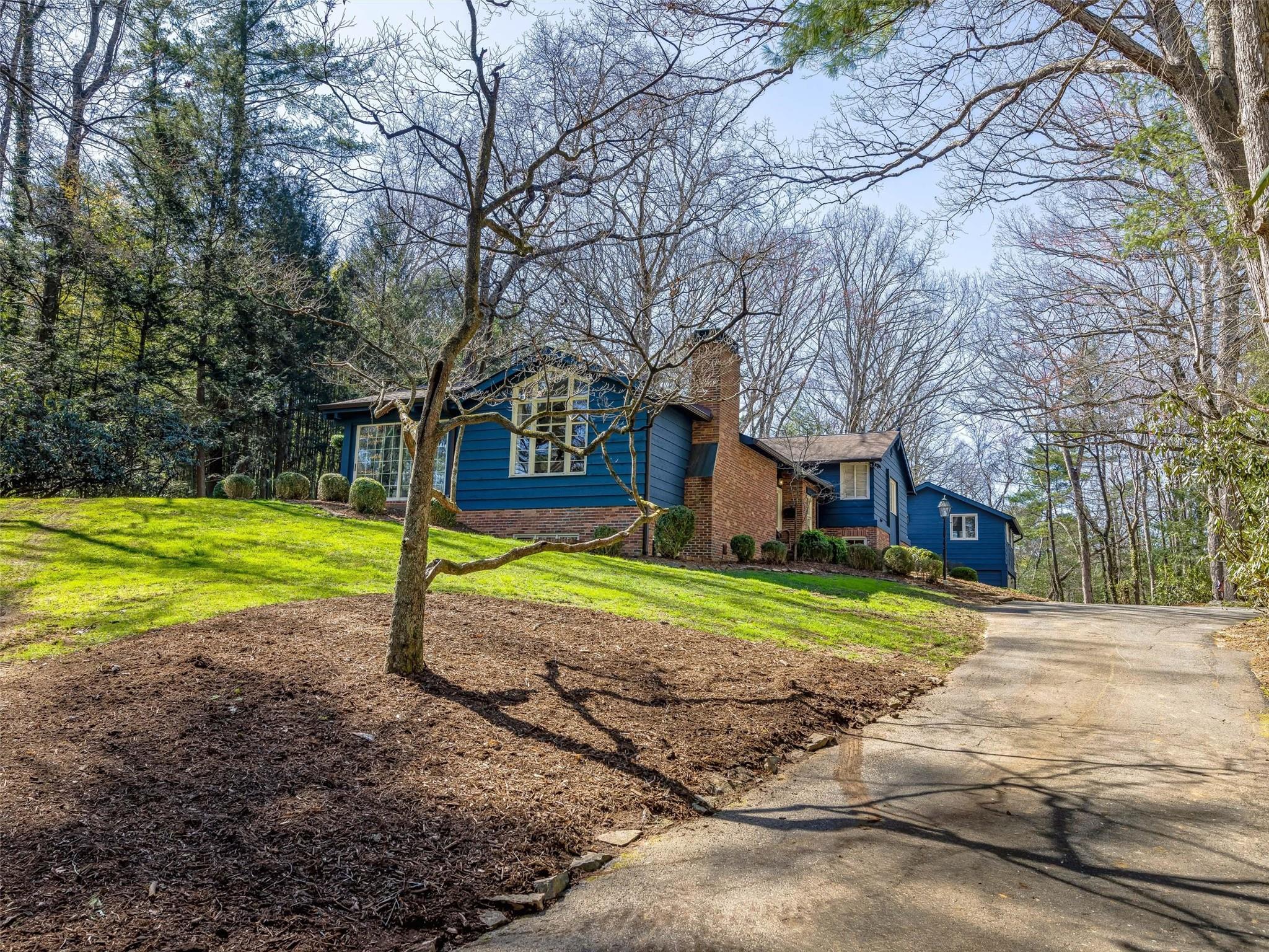 11 Forest Road Asheville, NC 28803 - Photo 1 of 48 Gallery Image 1