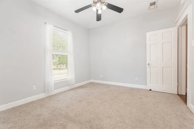 $250,000 | 417 West Grand Street, Whitewright, TX 75491