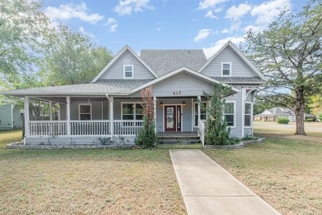 $250,000 | 417 West Grand Street, Whitewright, TX 75491