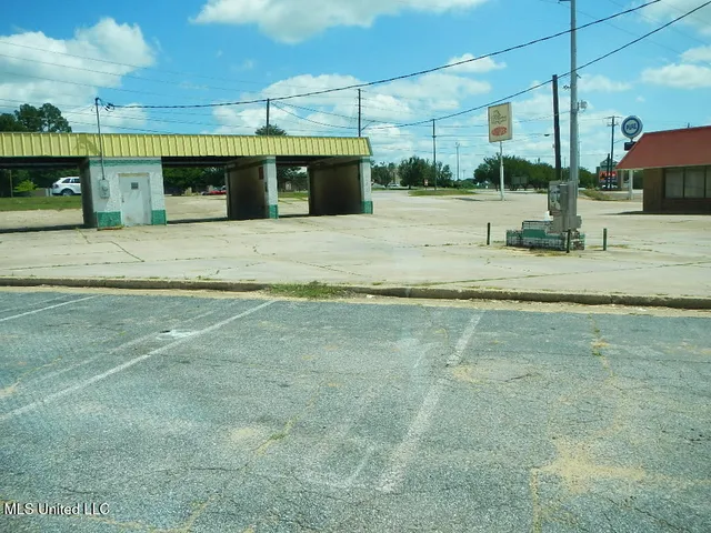 $88,900 | 911 Highway 19, Meridian, MS 39307