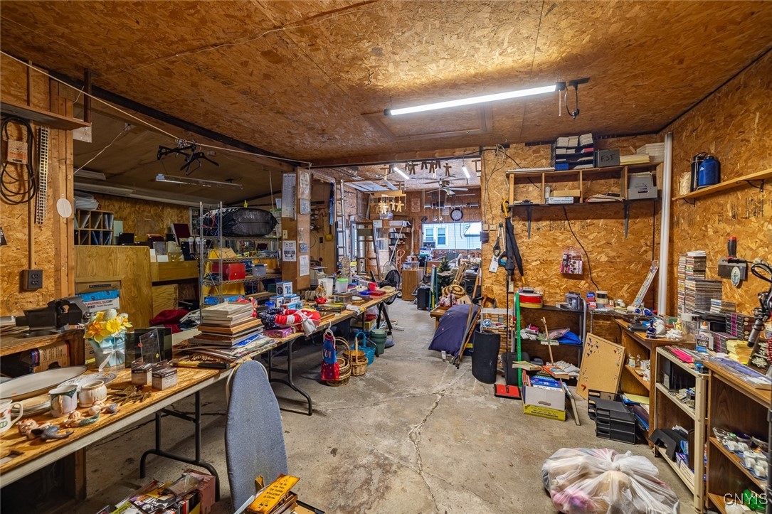 711 South James Street Rome, NY 13440 - Photo 5 of 25