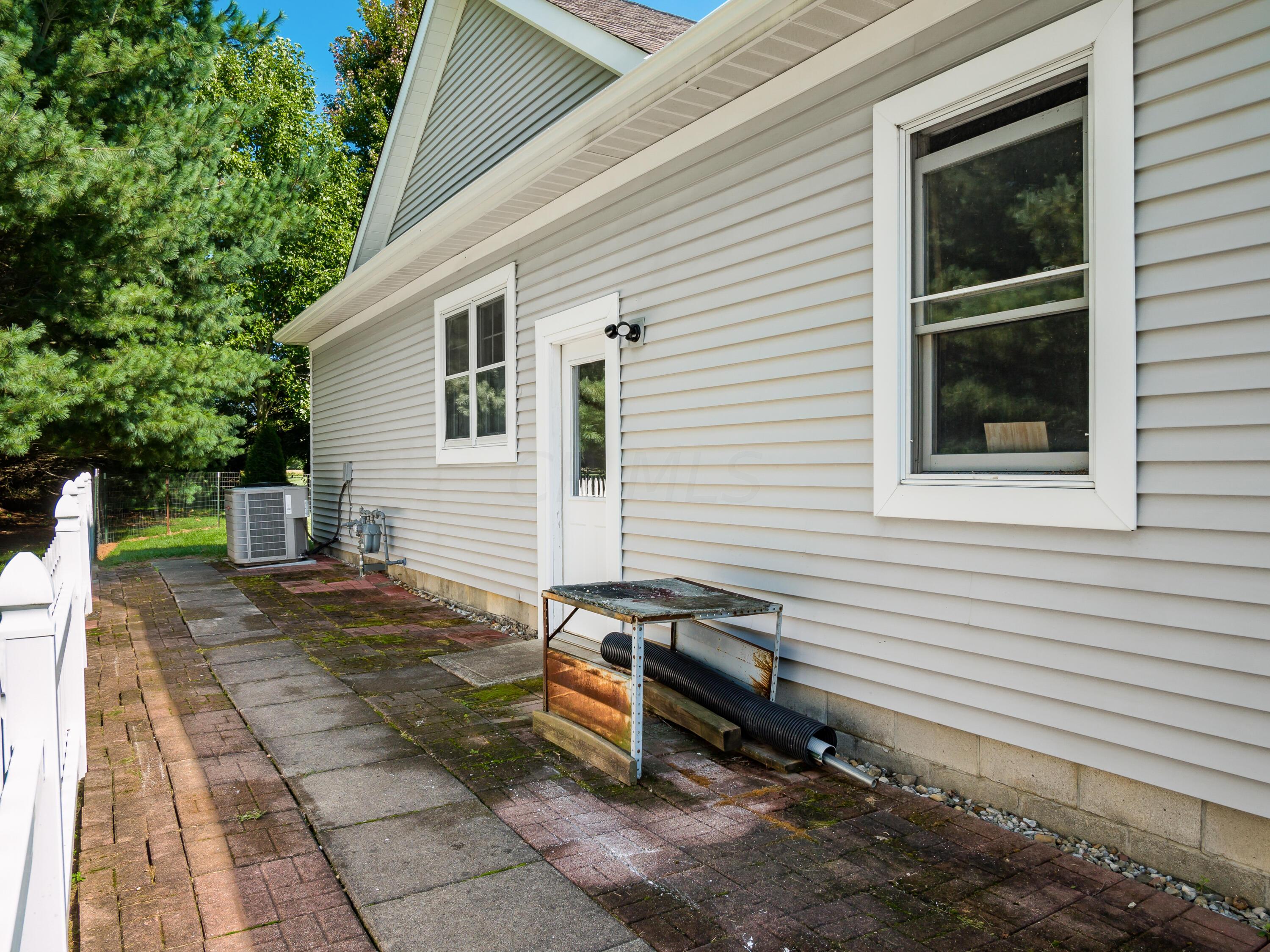 12344 Gorsuch Road Galena, OH 43021 - Photo 44 of 47 Side View