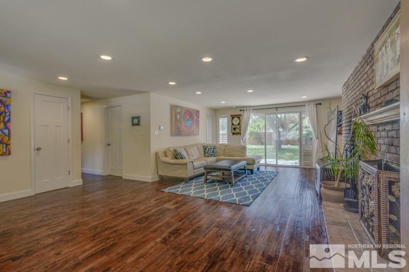 930 Bejay Place Reno, NV 89509 - Photo 8 of 25 Photo 8