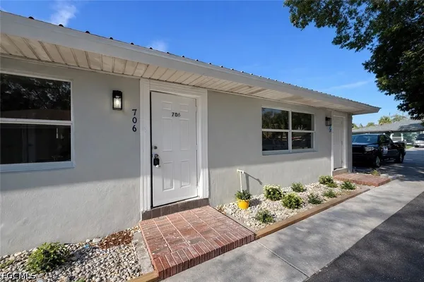 $1,195 | 704-708 Karlov Street, Unit 706, Fort Myers, FL 33916