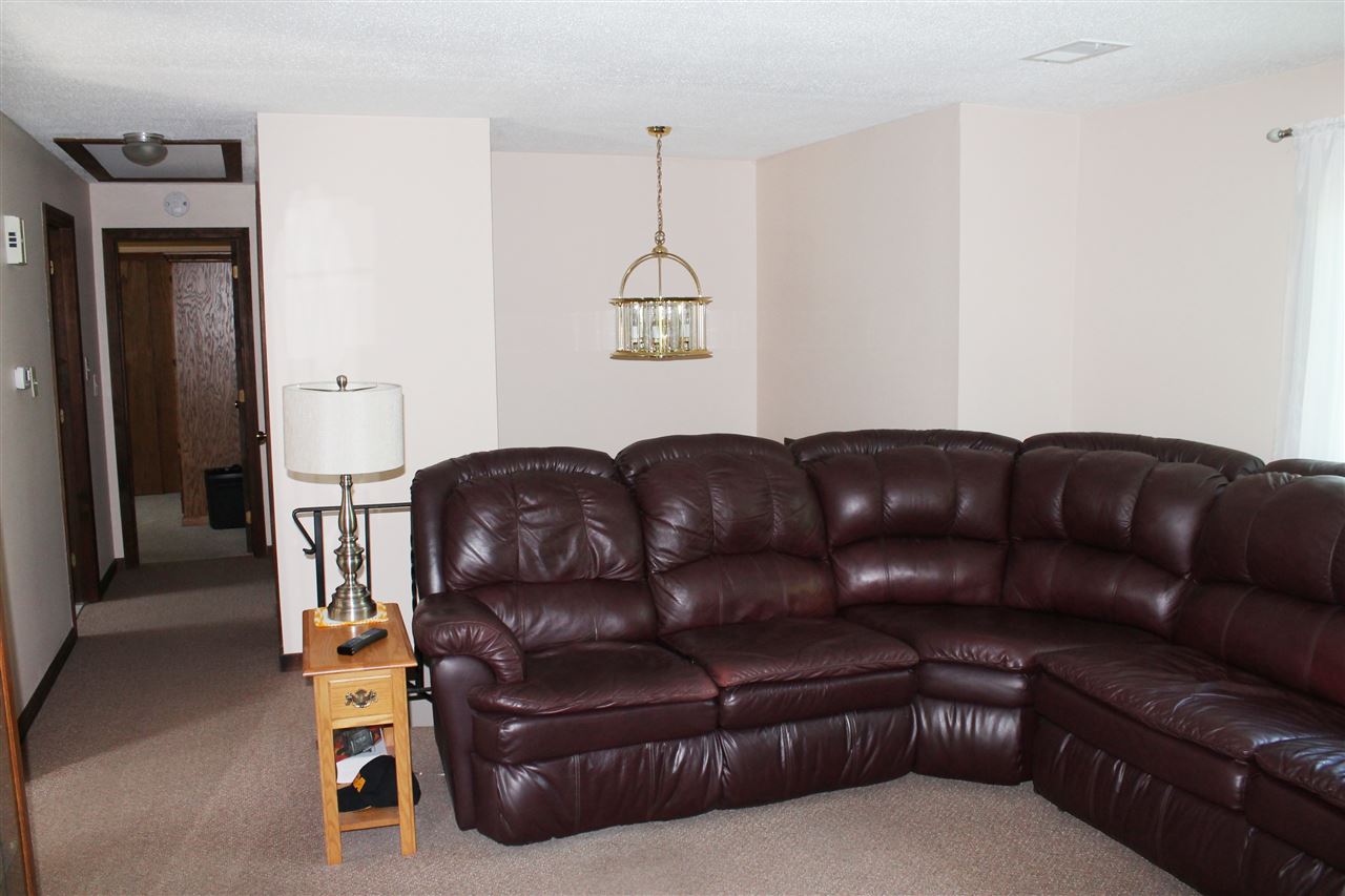 9 Nashua Road Windham, NH 03087 - Photo 6 of 40