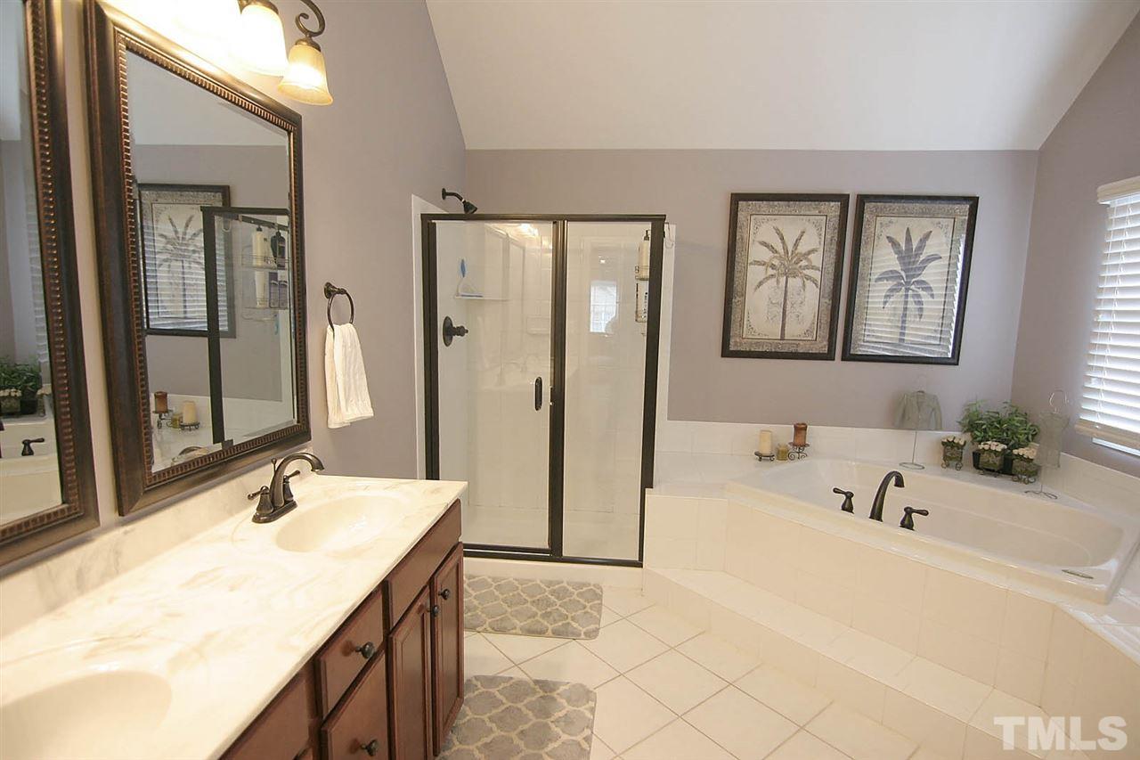 10840 Round Brook Circle Raleigh, NC 27617 - Photo 18 of 25