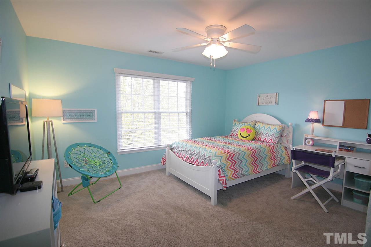 10840 Round Brook Circle Raleigh, NC 27617 - Photo 20 of 25