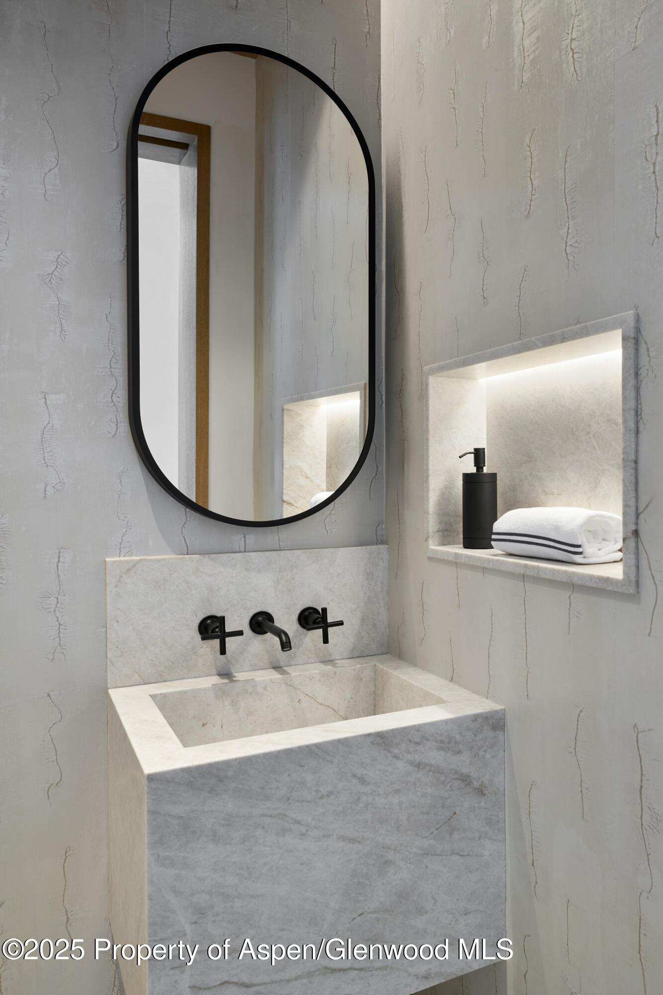 395 East Reds Road Aspen, CO 81612 - Photo 38 of 51 Powder Bathroom