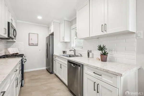 $899,000 | 409 Pacific Avenue, Pacifica, CA 94044