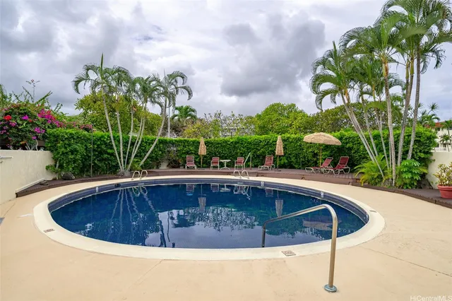 $650,000 | 1015 Aoloa Place, Unit 437, Kailua, HI 96734