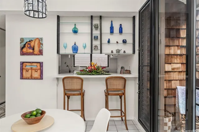 $650,000 | 1015 Aoloa Place, Unit 437, Kailua, HI 96734